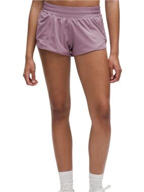 Lululemon Hotty Hot Low Rise Lined Short 2.5”